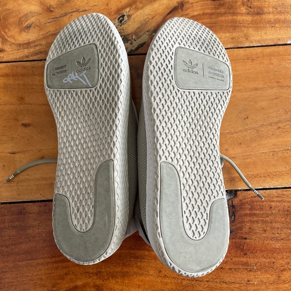 Adidas Pharrel x Tennis Hu Shoes - Picture 7 of 8